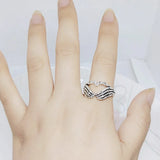 Vintage Punk Skull Hand with Heart-Shaped Ring-Animals Aso